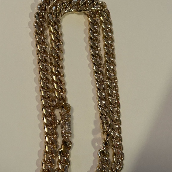Stunning 14k solid gold big chain Cuban link with diamond clasp 💯 - Picture 4 of 17